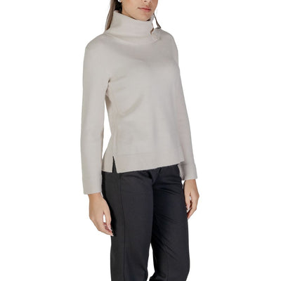 Cream Viscose Turtleneck