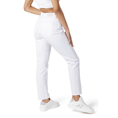 White Cotton Mom Jean