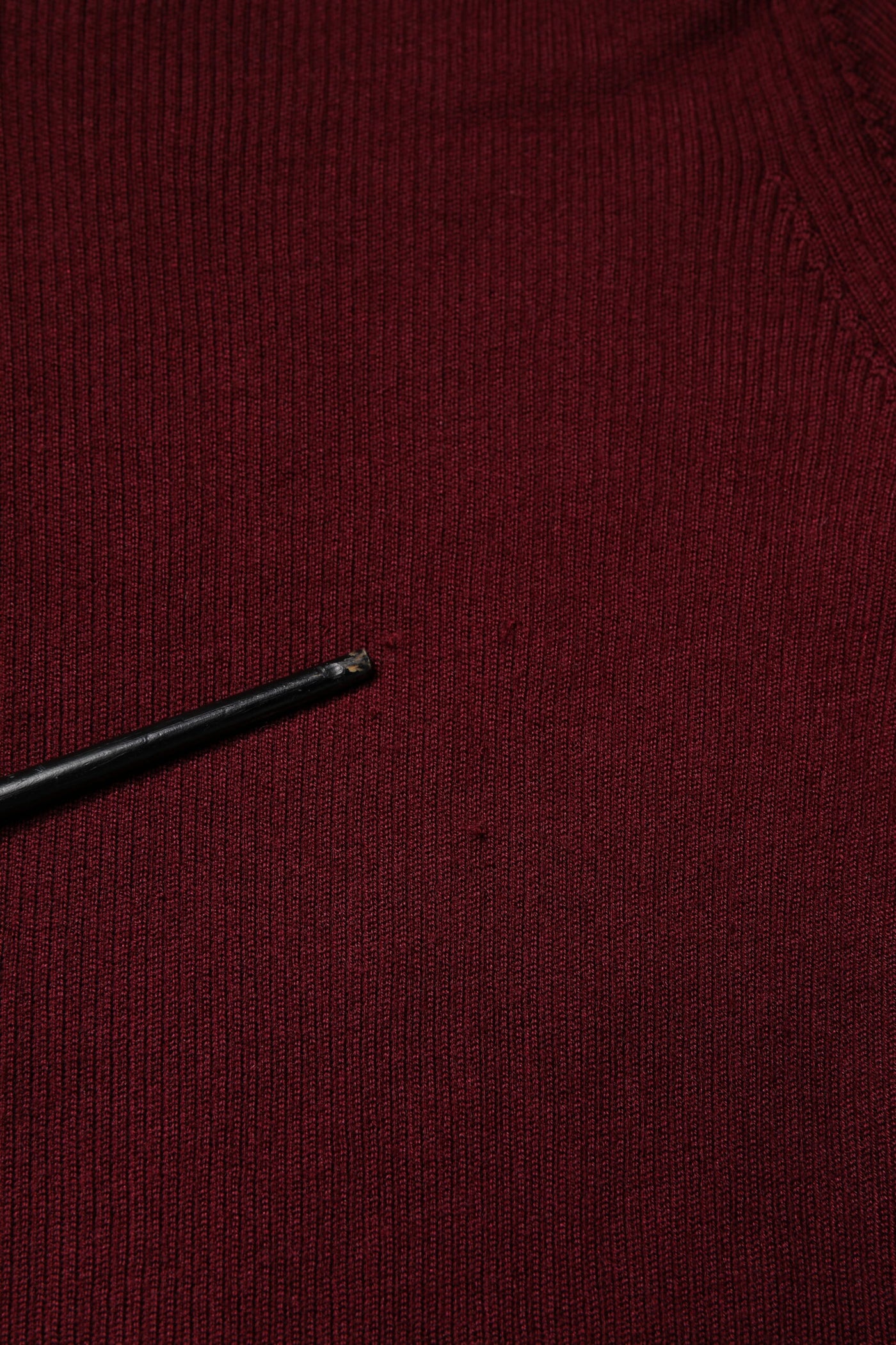 Burgundy Long Sleeves Turtleneck Slim Sweater