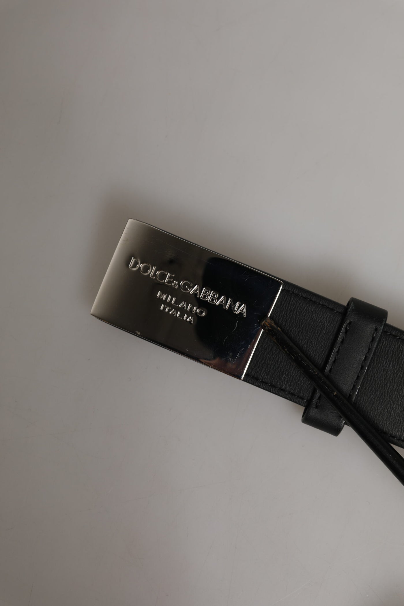 Black Leather Classic Metal Logo Buckle Belt
